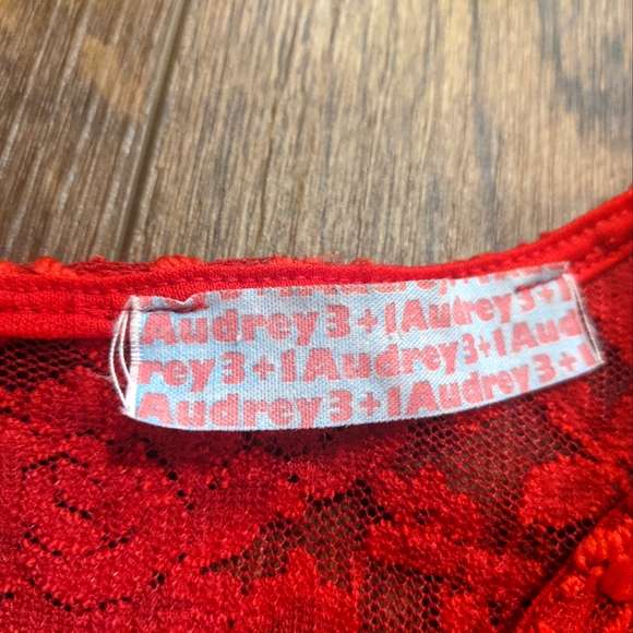 Audrey 3 + 1 Poppy Red lace crochet mini dress size small - Picture 3 of 6